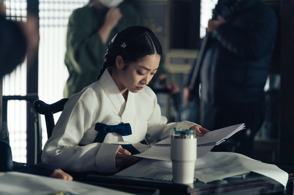 Netflixシリーズ「呑金／タングム」独占配信中　オフショット