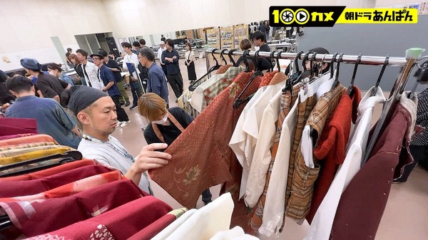 「100カメ／“朝ドラ”あんぱん ～日本の朝に元気を届ける！舞台裏～」©NHK