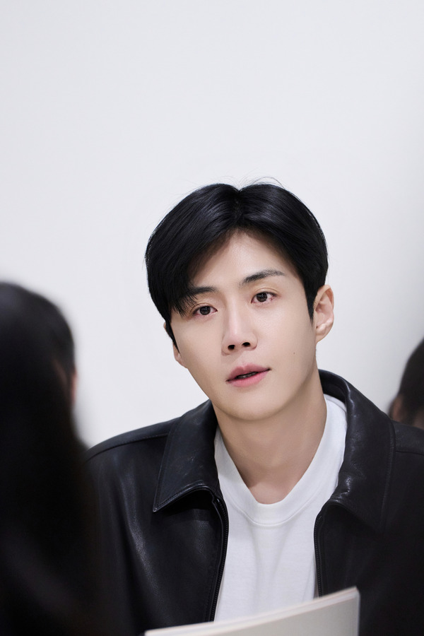 「幻惑」（仮題）© 2025 Disney and its related entities