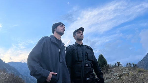 『カシミールのふたり ファヒームとカルン』