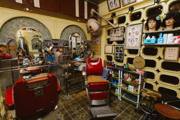 「九龍城寨: 映画の旅（Kowloon Walled City: A Cinematic Journey）」展