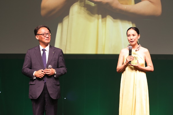 TAKANAWA GATEWAY CITY アワード河瀬直美監督