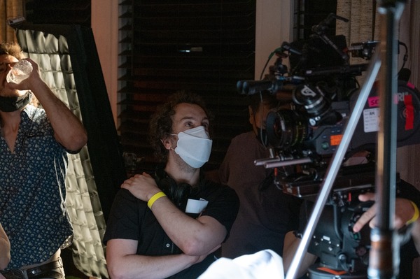 『顔を捨てた男』メイキング　© 2023 FACES OFF RIGHTS LLC. ALL RIGHTS RESERVED.