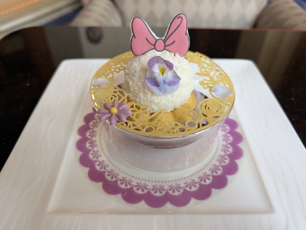 デイジーダックの華やかさをイメージ！ハイピリオン・ケーキセットシリーズを実食