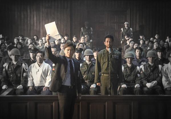 『大統領暗殺裁判　16日間の真実』© 2024 NEXT ENTERTAINMENT WORLD & PAPAS FILM & OSCAR10STUDIO. A