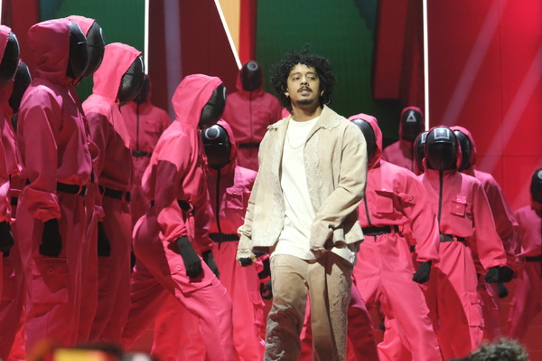 Netflixシリーズ「イカゲーム」シーズン1～2：独占配信中、シーズン3: 6月27日（金）世界独占配信