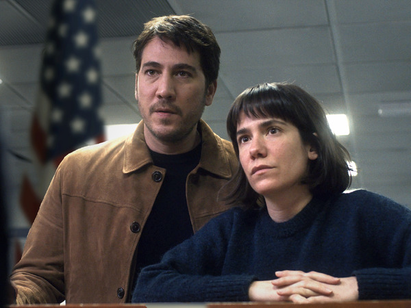 『入国審査』© 2022 ZABRISKIE FILMS SL, BASQUE FILM SERVICES SL, SYGNATIA SL, UPON ENTRY AIE