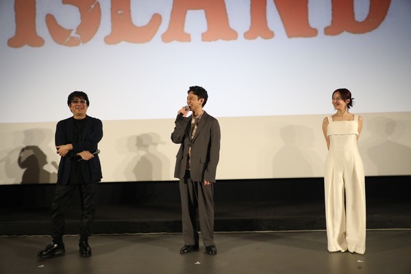 『宝島』沖縄プレミア試写会舞台挨拶　©真藤順丈／講談社　©2025「宝島」製作委員会