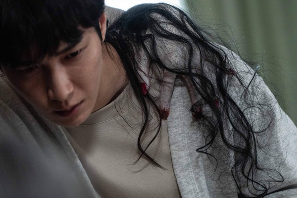 『事故物件ゾク 恐い間取り』(C) 2025「事故物件ゾク 恐い間取り」製作委員会