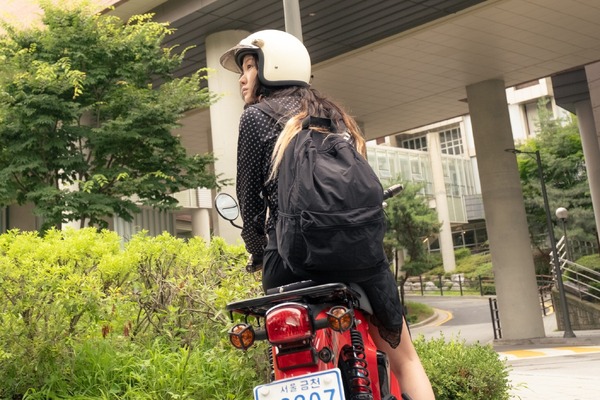 『ラブ・イン・ザ・ビッグシティ』ⓒ 2024 PLUS M ENTERTAINMENT AND SHOWBOX CORP. ALL RIGHTS RESERVED.