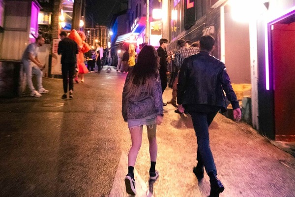 『ラブ・イン・ザ・ビッグシティ』ⓒ 2024 PLUS M ENTERTAINMENT AND SHOWBOX CORP. ALL RIGHTS RESERVED.