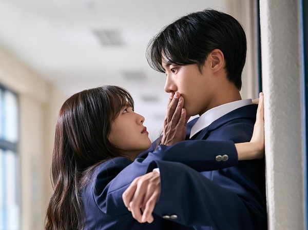 チョ・イヒョン×チュ・ヨンウの初恋除霊ミッションが始まる、『ギョヌと仙女』予告に胸キュン続出