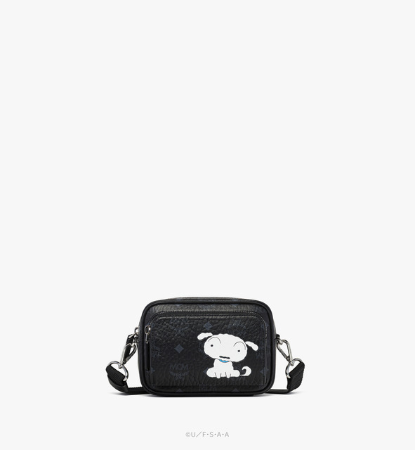 MCM×クレヨンしんちゃん「Aren クロスボディバッグ」（C）Ｕ／Ｆ・Ｓ・Ａ・Ａ