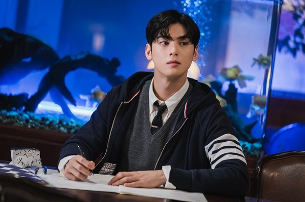 「女神降臨」　(c) STUDIO DRAGON CORPORATION