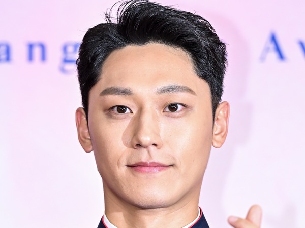 除隊後初の公式活動！イ・ドヒョン、ファンミーティングツアーがソウルで幕開け「来年も会おう」