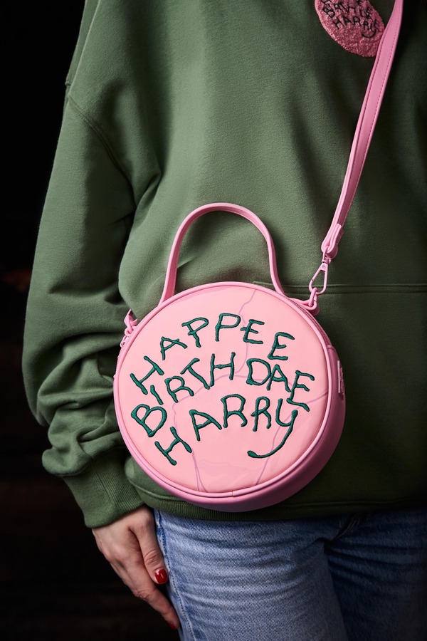 「ハリー・ポッター バースデーコレクション」ハッピーバースデー ショルダーバッグ6,500円（税込）