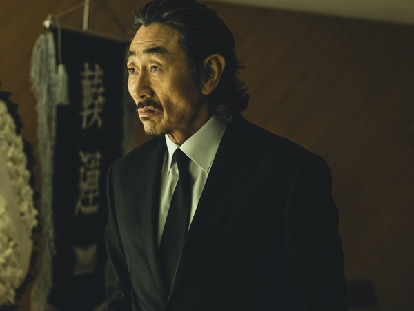 Netflix『広場』で描かれる復讐のノワール、ホ・ジュノが魅せる沈黙と威圧の演技力
