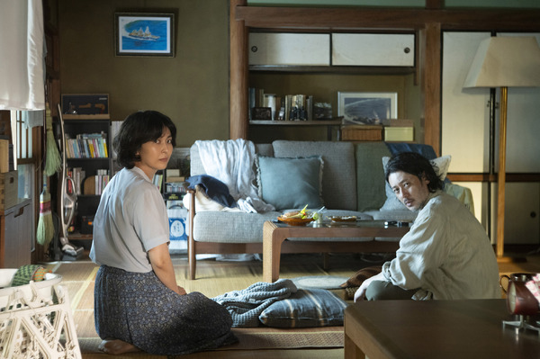 『夏の砂の上』© 2025映画『夏の砂の上』製作委員会