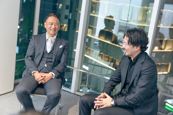 四宮隆史氏、野上鉄晃監督／photo：田中舘裕介