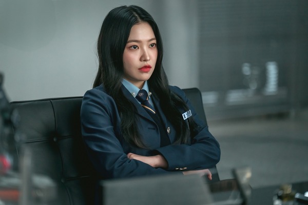 「Bitch X Rich２」© 2025. WHYNOT MEDIA Co., Ltd. & LIAN CONTENTS Co., Ltd. All rights reserved.