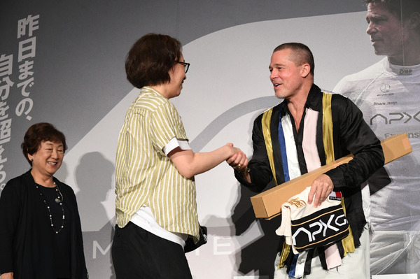 『F1(R)／エフワン』