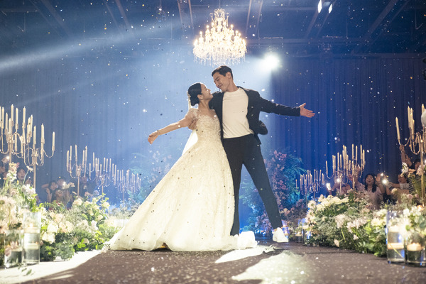 『ラブ・イン・ザ・ビッグシティ』© 2024 PLUS M ENTERTAINMENT AND SHOWBOX CORP. ALL RIGHTS RESERVED.