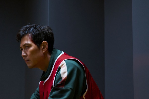 Netflixシリーズ「イカゲーム」シーズン1～3：独占配信中