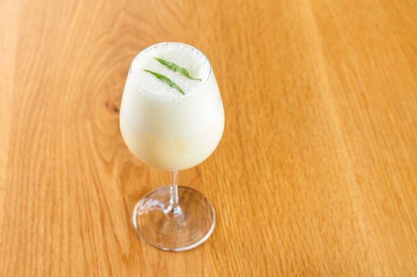 マッターホルンミルク1540円(オルビー)©ZUIYO 「アルプスの少女ハイジ」公式HP www.heidi.ne.jp