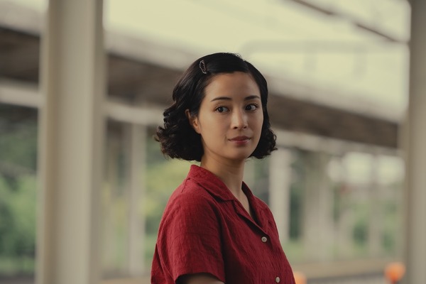 『遠い山なみの光』©2025 A Pale View of Hills Film Partners