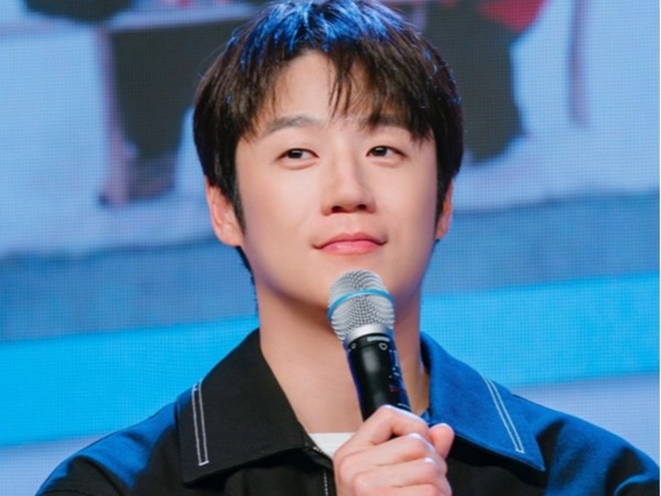 “最旬俳優” チョン・ジュンウォン、人生初ファンミ大成功！白衣姿にサプライズ演出も