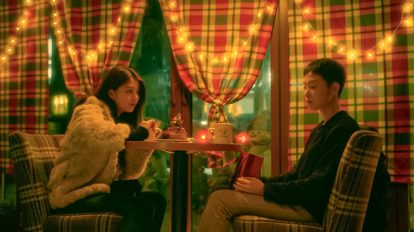 『12月の君へ』©︎2025 Elles Films Co., Ltd.