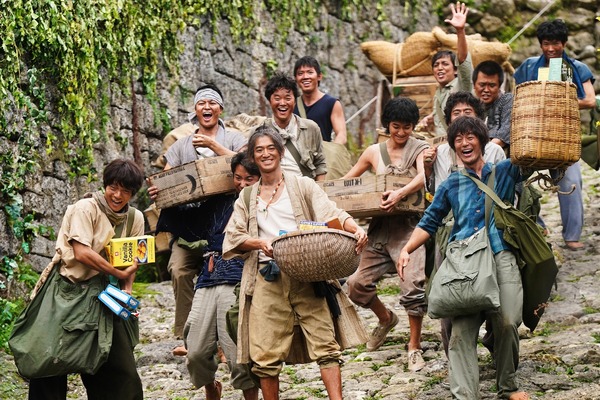 『宝島』©真藤順丈／講談社　©2025「宝島」製作委員会