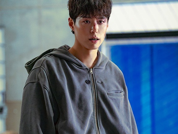 『グッドボーイ』が映し出すパク・ボゴムのすべて、血と涙で塗り替えた顔全開コレクション