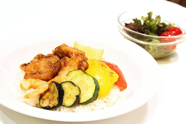 Netflixシリーズ「グラスハート」コラボメニュー