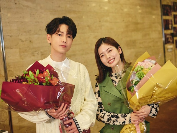 小芝風花、佐藤健W主演の『私の夫と結婚して』日本Amazon Originalドラマ歴代視聴者数1位を記録！