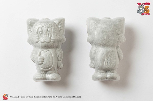 HKDSTOY「トムとジェリー モナカ チョコレート＆チーズ味」