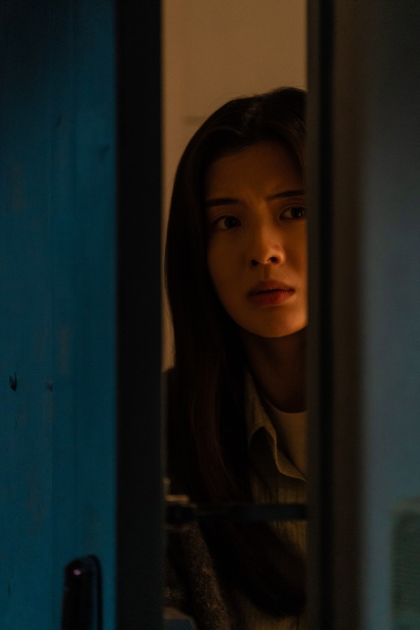 『層間騒音』© 2025 FINECUT Co., Ltd. ALL RIGHTS RESERVED