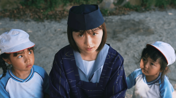 『レイニー ブルー』　（C）映画「レイニーブルー」製作委員会