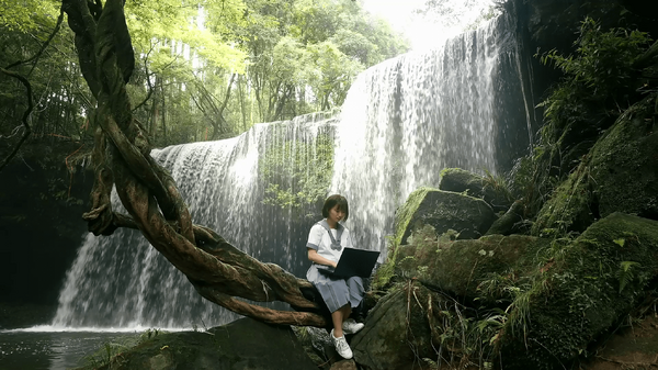 『レイニー ブルー』　（C）映画「レイニーブルー」製作委員会