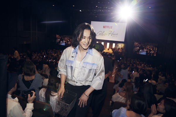 Netflixシリーズ「グラスハート」