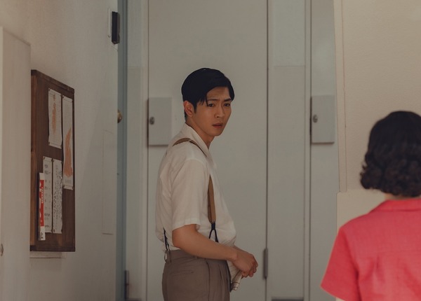 『遠い山なみの光』©2025 A Pale View of Hills Film Partners