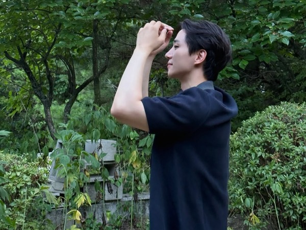 これが彼女目線か…2PMジュノ、爽やかスマイルにファン悶絶「横顔だけでわかるハンサムさ」【PHOTO】