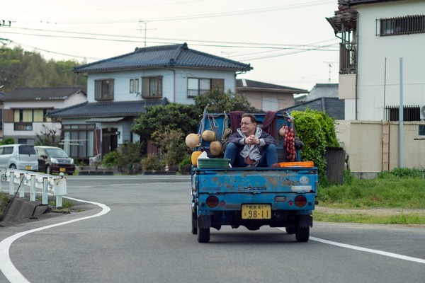 『レンタル・ファミリー』　©2025 Searchlight Pictures. All Rights Reserved.