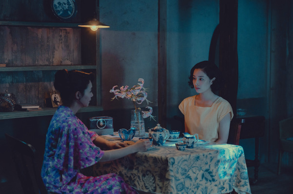 『遠い山なみの光』©2025 A Pale View of Hills Film Partners