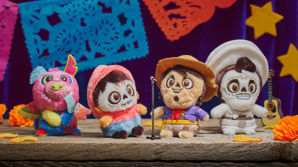 うるぽちゃちゃん ぬいぐるみ　各1,700円 (C) Disney/Pixar