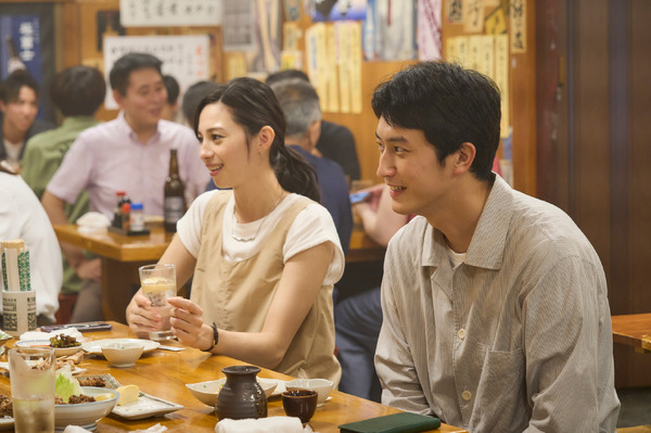 『ストロベリームーン 余命半年の恋』（C）2025「ストロベリームーン」製作委員会