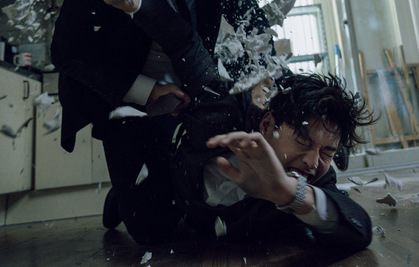 『殺人配信』© 2025 LOTTE ENTERTAINMENT & VERYGOODSTUDIO All Rights Reserved.