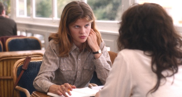 『タンゴの後で」2024 © LES FILMS DE MINA / STUDIO CANAL / MOTEUR S’IL VOUS PLAIT / FIN AOUT