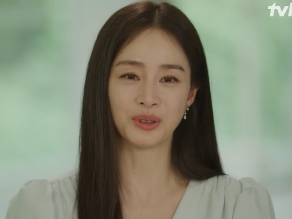 “美人の代名詞” キム・テヒ、お気に入りは『IRIS』の頃の顔！「笑いジワは前向きに…」