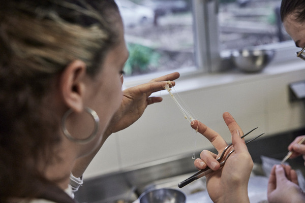 『ムガリッツ』©2024 TELEFONICA AUDIOVISUAL DIGITAL, S.L.U